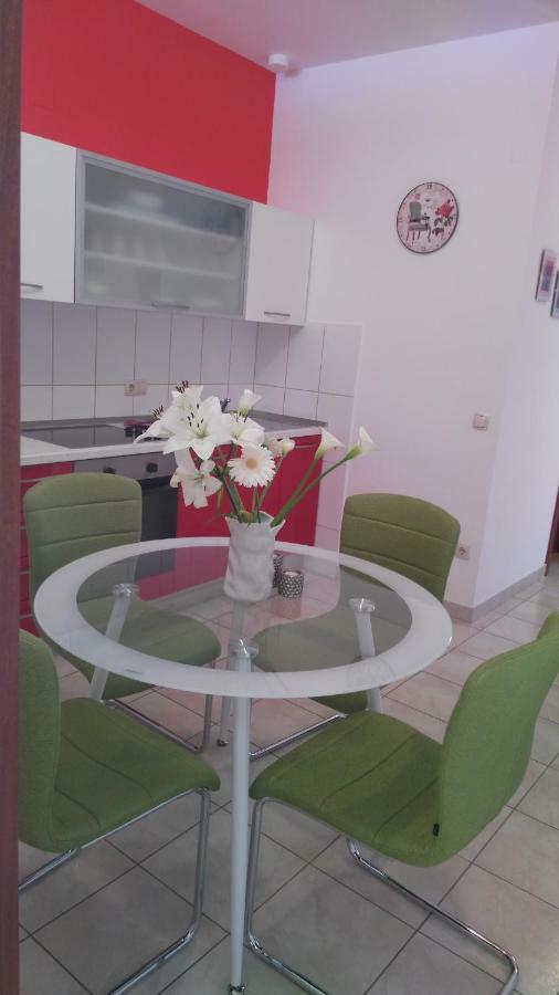 Zunic Apartment *